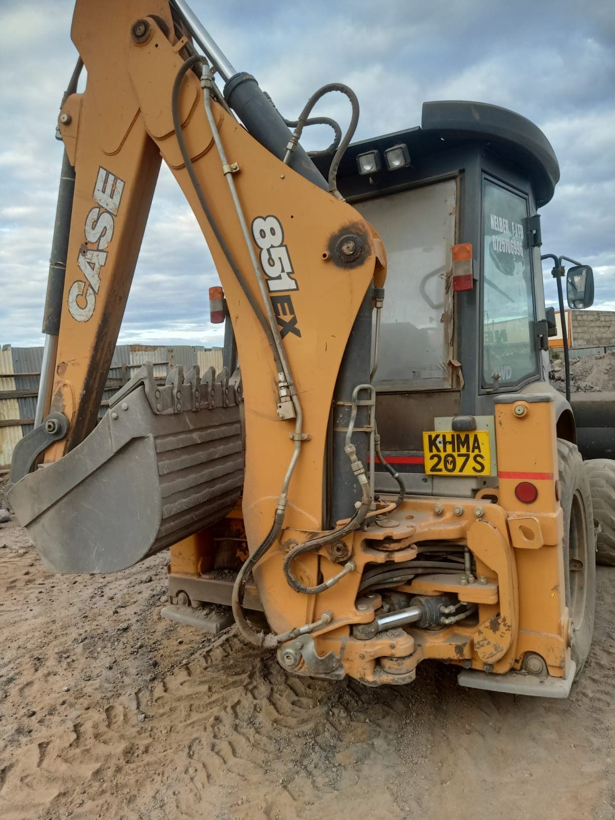 Nelberfarm Case backhoe loader bucket, close-up