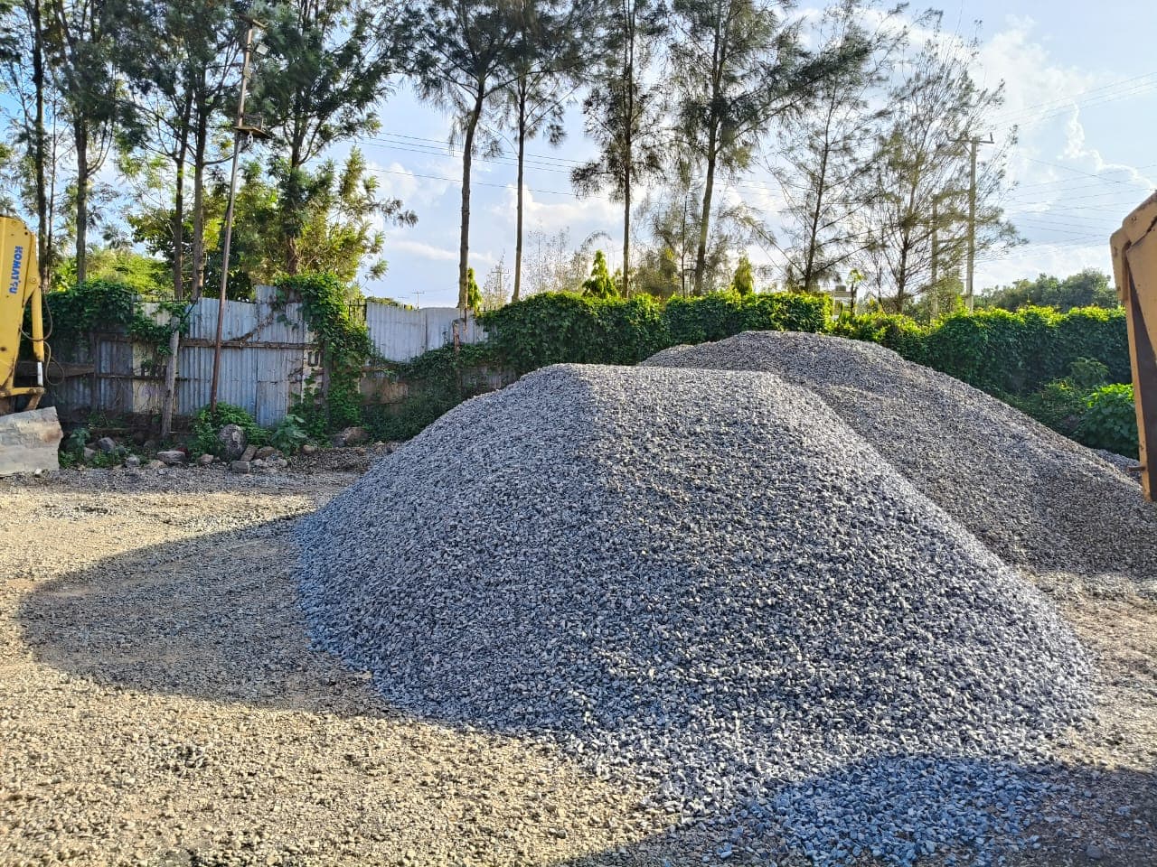 Graded ballast aggregate